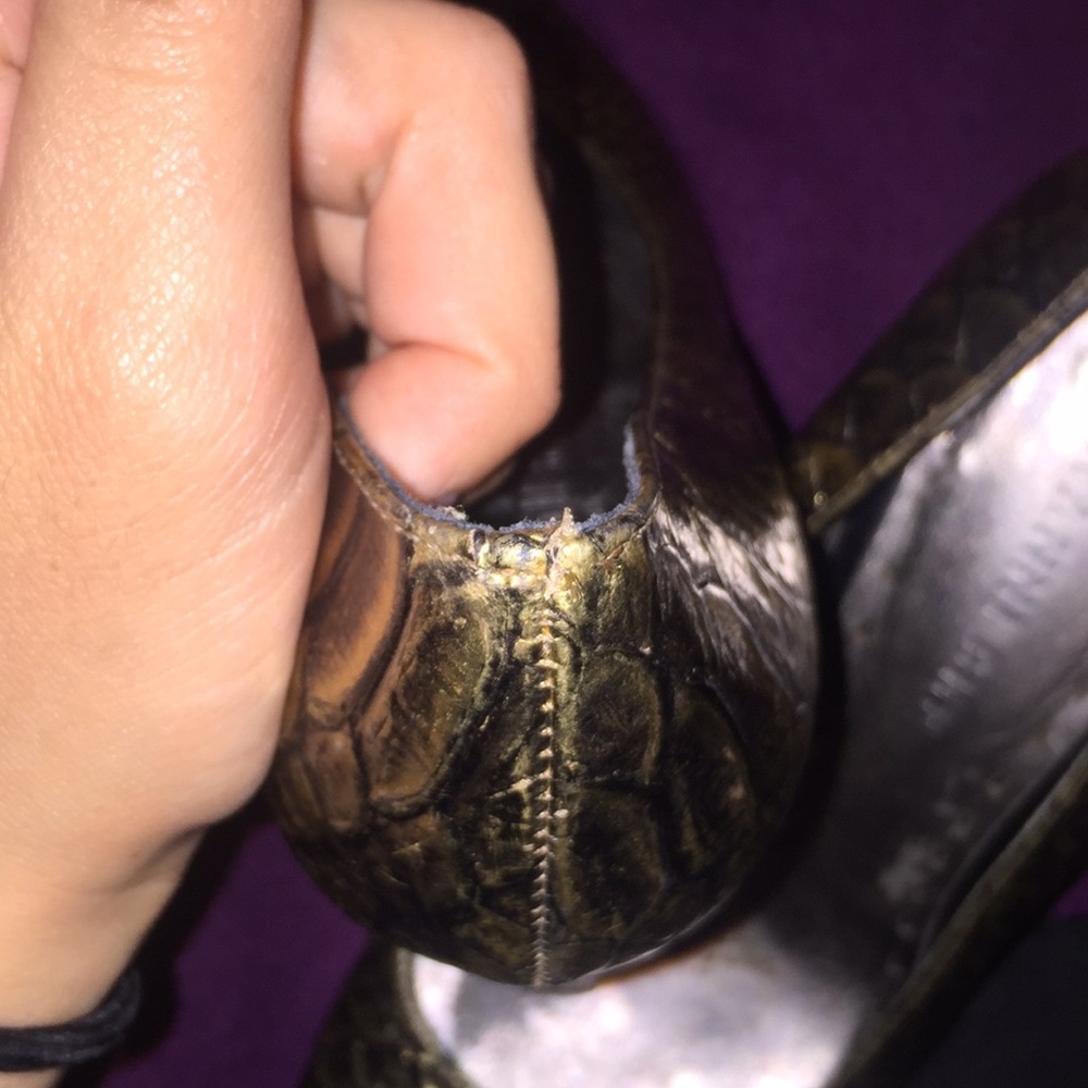 Heels - Picture 5 of 7